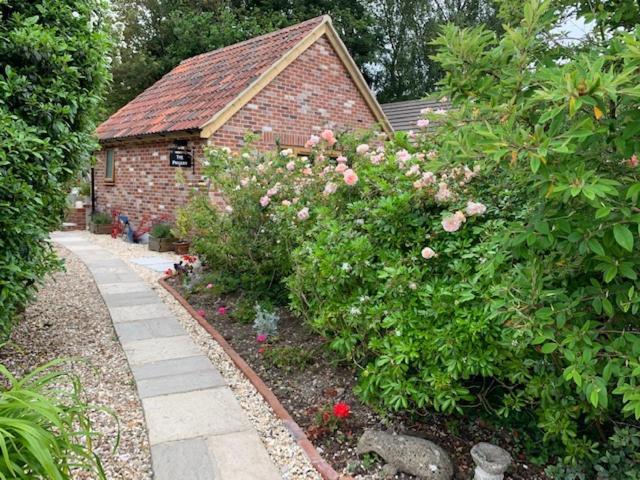 וול The Piggery At The Cottage מראה חיצוני תמונה